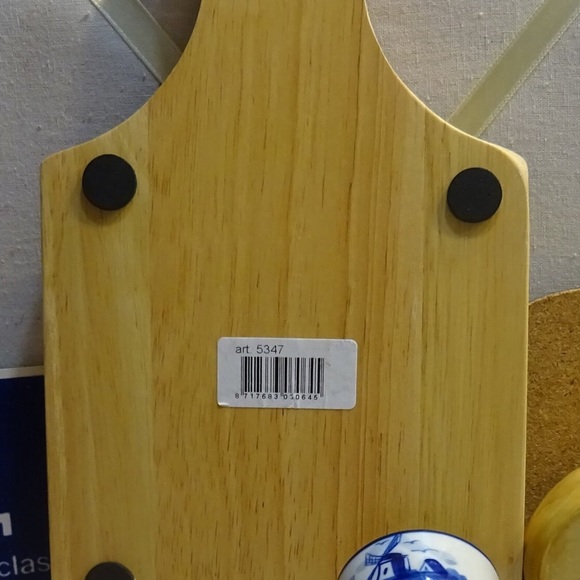 Vintage Holland Wooden Cutting Board - Picture 2 of 2